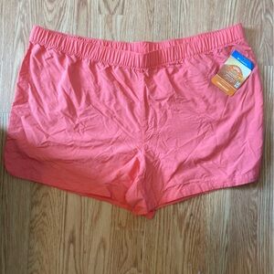 Columbia Vibrant Coral Athletic Shorts
